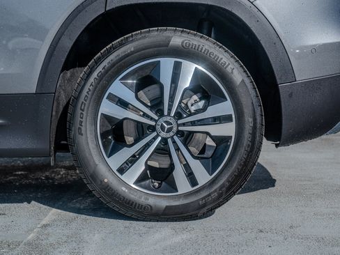 Certified 2026 Mercedes-Benz GLB 250 4MATIC image 11