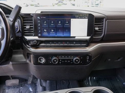 Used 2024 Chevrolet Silverado 1500 LT w/ Protection Package AWD/4WD image 18