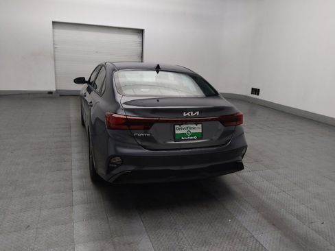 Used 2024 Kia Forte LXS w/ LXS Technology Package FWD image 6