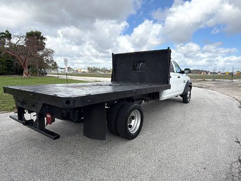 Used 2018 RAM 4500 Tradesman w/ Chrome Appearance Group image 5