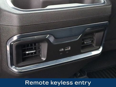 Used 2025 GMC Sierra 1500 Elevation image 15