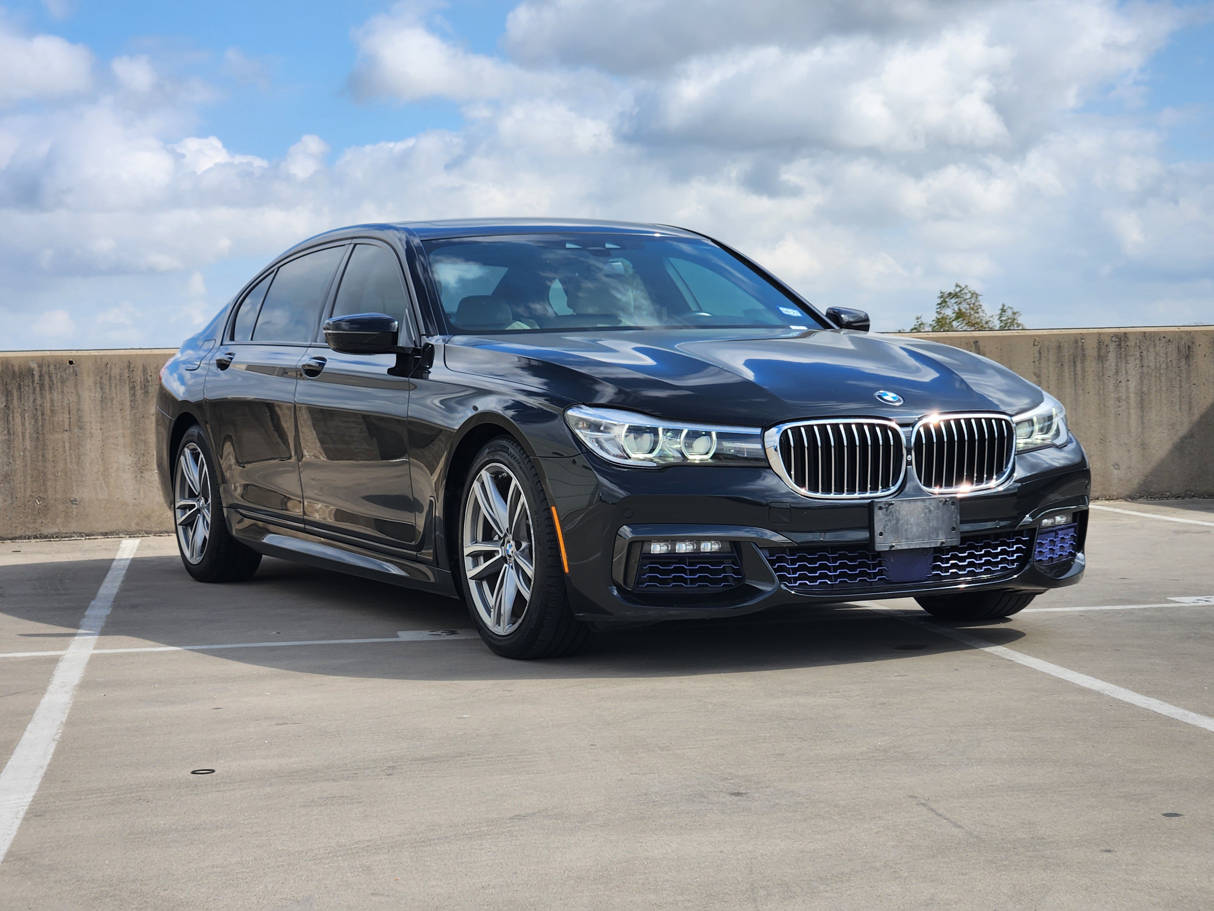 Used 2016 BMW 740i RWD image 10