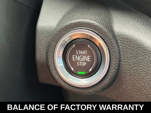 Used 2023 Chevrolet TrailBlazer LT FWD image 24