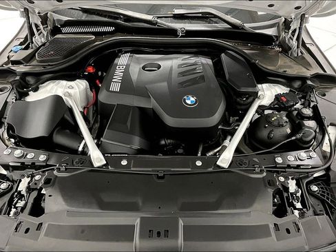 Used 2024 BMW 530i xDrive w/ Premium Package image 12