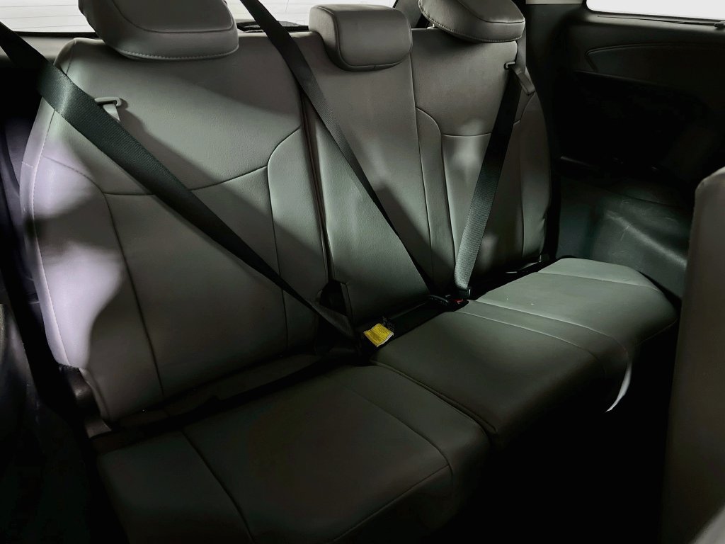 Certified 2026 Toyota Sienna XLE FWD image 24