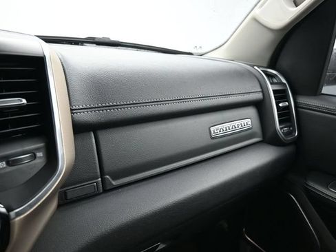 Used 2022 RAM 1500 Laramie AWD/4WD image 22