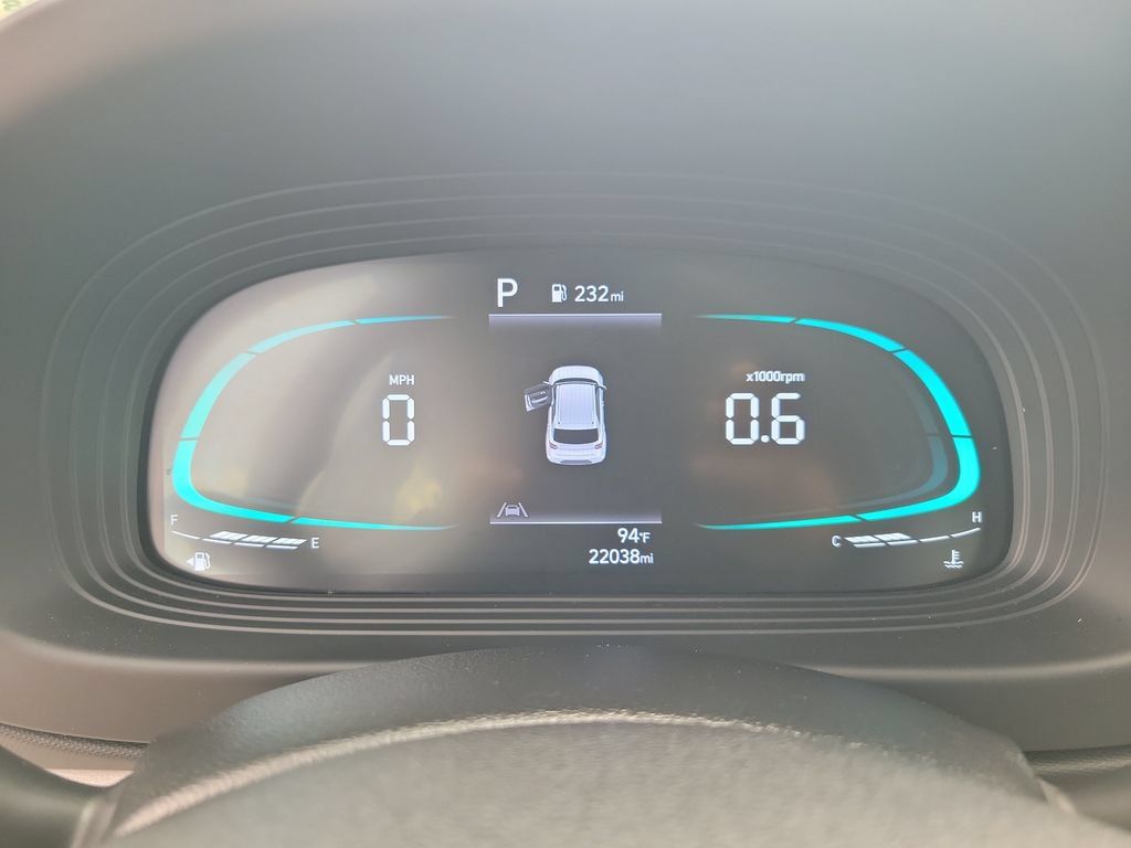 Used 2025 Hyundai Venue SEL FWD image 20