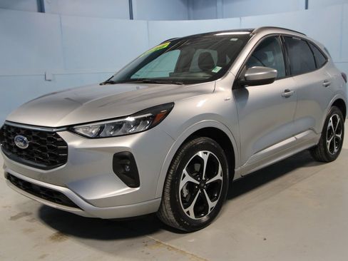 Used 2024 Ford Escape ST-Line Select w/ Tech Pack #1 AWD/4WD image 26