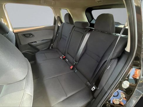 Used 2023 Nissan Rogue S AWD/4WD image 19