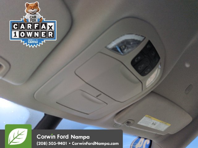 Used 2024 Chrysler Pacifica Touring-L FWD image 21