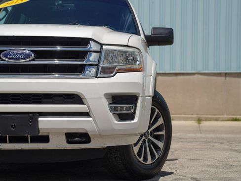 Used 2015 Ford Expedition EL XLT AWD/4WD image 2