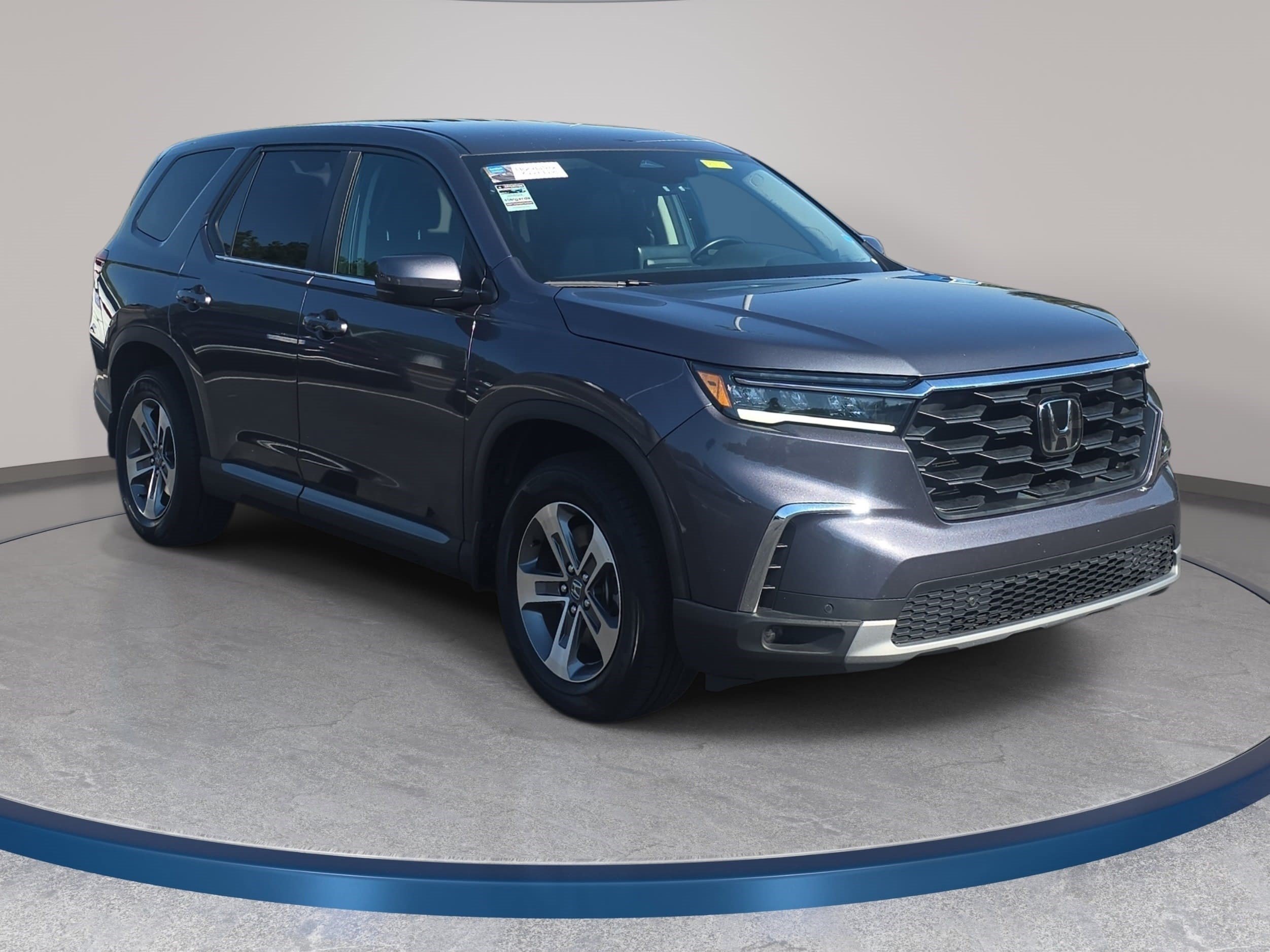 Used 2024 Honda Pilot EX-L image 3