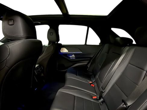 Used 2024 Mercedes-Benz GLE 350 4MATIC image 6