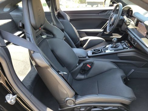 Used 2026 Porsche 911 GT3 RWD image 27