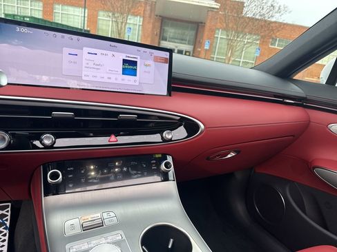 New 2026 Genesis GV70 3.5T Sport Advanced AWD/4WD image 20