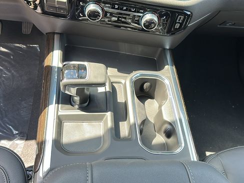 New 2026 GMC Sierra 1500 Elevation w/ Elevation Premium Package image 18