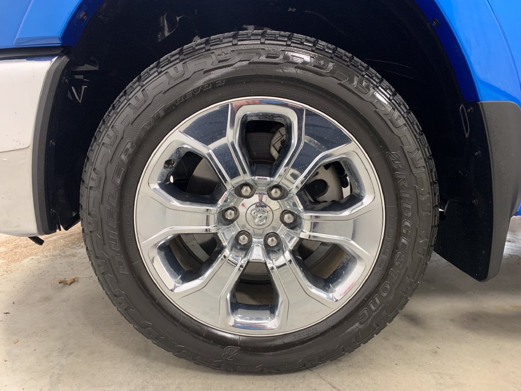 Used 2025 RAM 1500 Big Horn AWD/4WD image 2