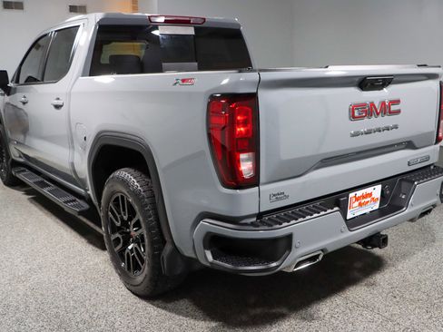 Used 2024 GMC Sierra 1500 Elevation w/ Elevation Premium Package AWD/4WD image 9