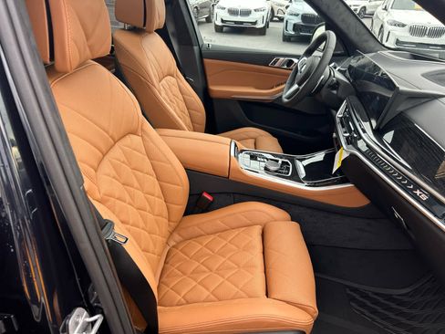Used 2026 BMW X5 xDrive40i w/ M Sport Package image 15
