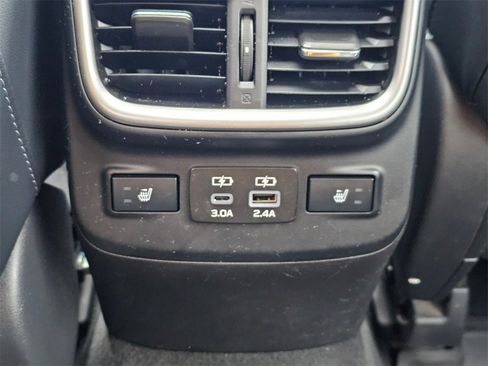 Used 2023 Subaru Outback Touring image 18