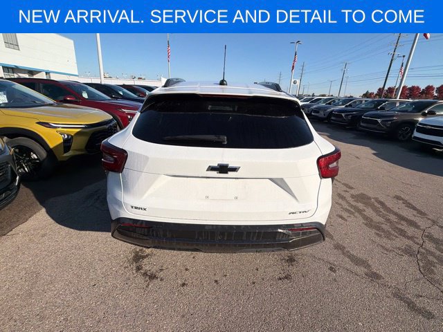 Used 2025 Chevrolet Trax ACTIV w/ Driver Confidence Package FWD image 10