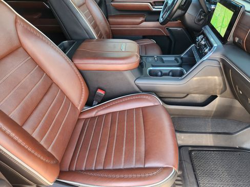 Certified 2024 GMC Sierra 3500 Denali Ultimate image 14