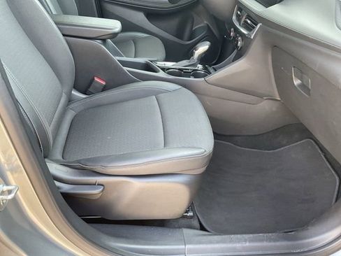 Used 2025 Buick Encore GX Preferred image 14