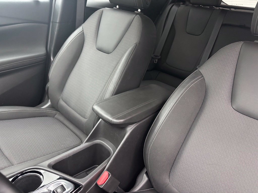 Used 2024 Buick Encore GX Preferred w/ Comfort Package FWD image 24