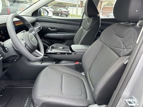 New 2026 Hyundai Tucson Blue SE image 19
