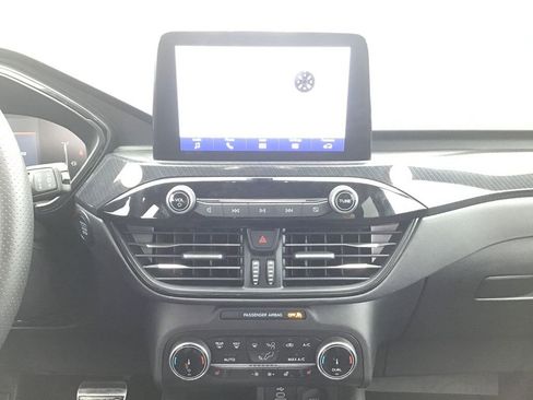 Used 2024 Ford Escape ST-Line image 14