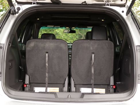 Used 2014 Ford Explorer XLT w/ Equipment Group 202A FWD image 27