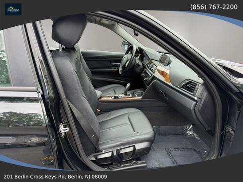 Used 2014 BMW 320i xDrive Sedan AWD/4WD image 15