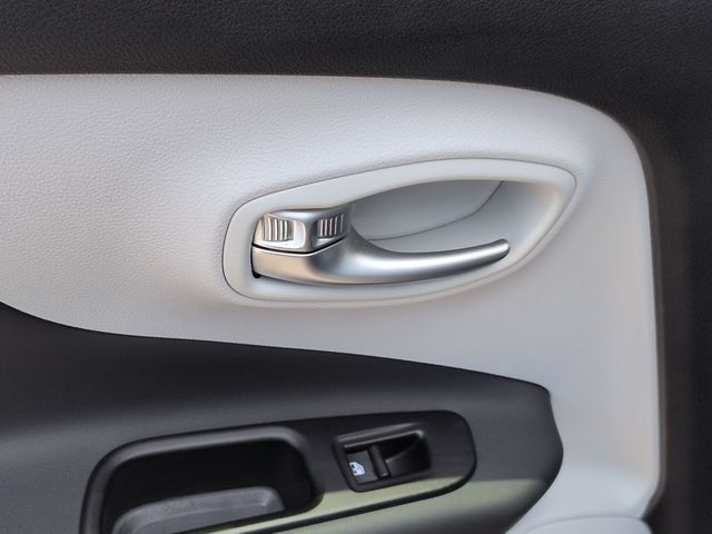 Used 2022 Jeep Renegade Limited AWD/4WD image 27