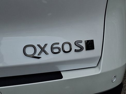 New 2026 INFINITI QX60 Sport w/ Dark Cargo Package image 11