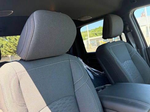 New 2026 RAM 3500 Big Horn AWD/4WD image 30