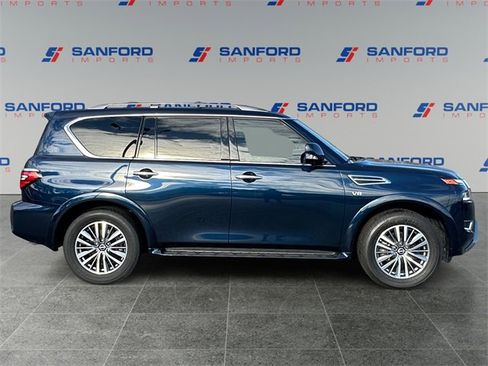 Used 2022 Nissan Armada SL w/ Captain's Chairs Package image 6