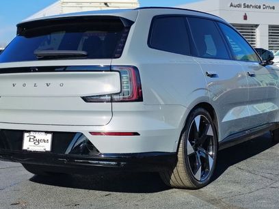 New 2025 Volvo EX90 Ultra