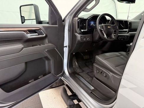 New 2026 Chevrolet Silverado 2500 LT w/ Convenience Package AWD/4WD image 31