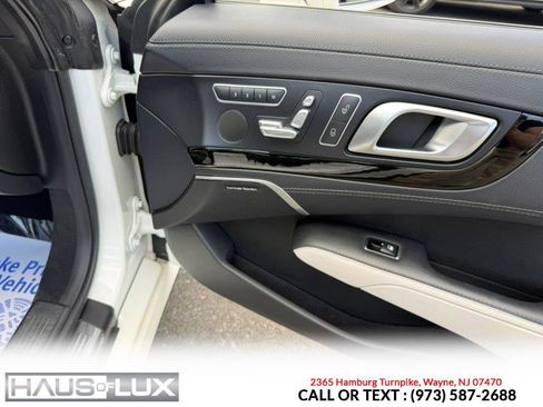 Used 2015 Mercedes-Benz SL 550 w/ White Arrow Edition image 20