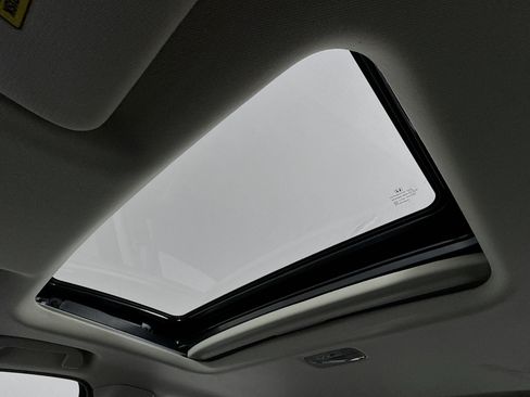 Certified 2022 Honda HR-V EX-L image 21