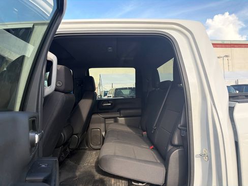 Used 2024 GMC Sierra 2500 Pro AWD/4WD image 17