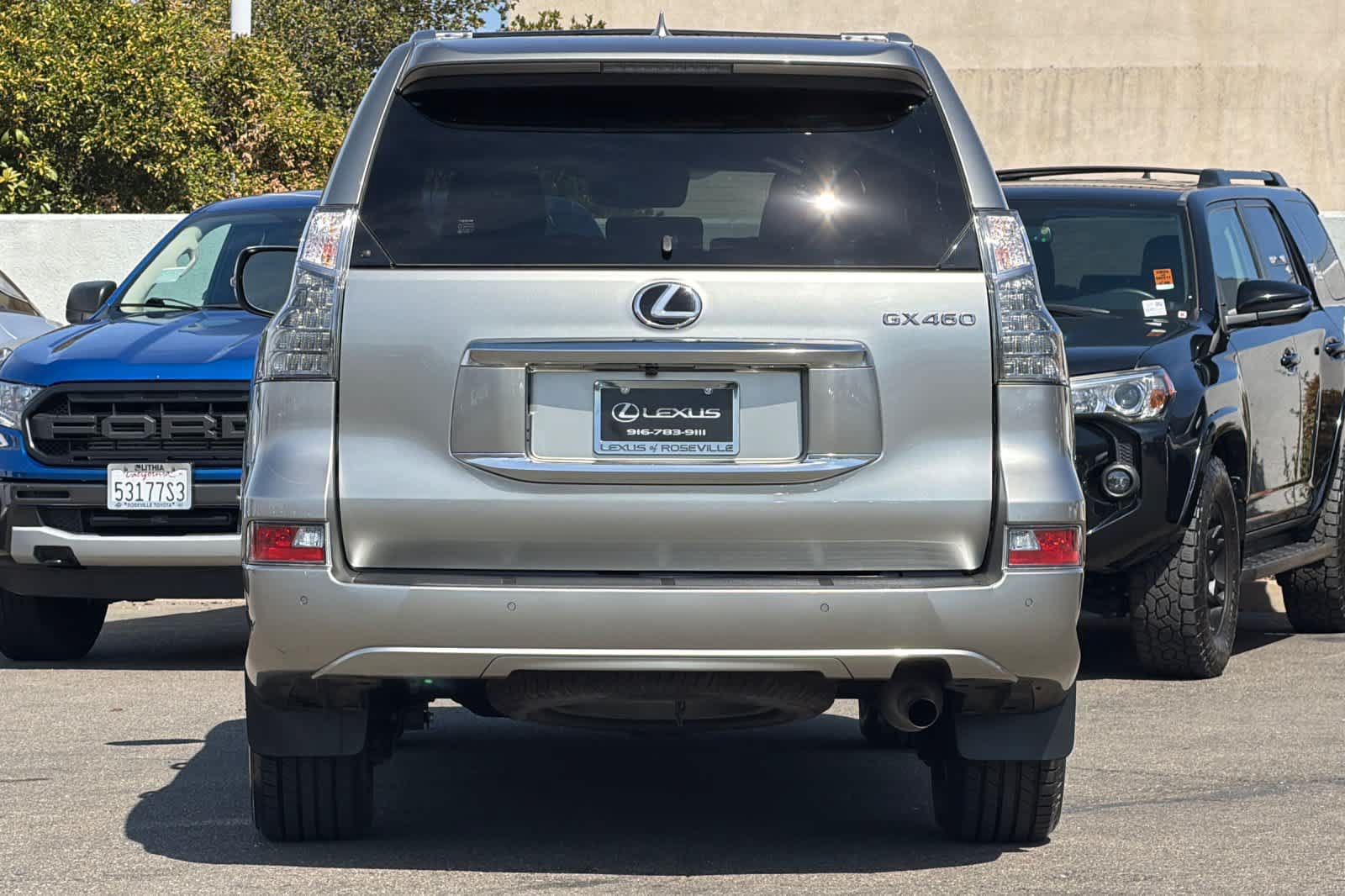 Certified 2023 Lexus GX 460 Premium w/ Premium Plus Package AWD/4WD image 8
