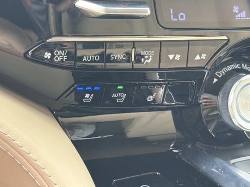 Used 2022 Acura MDX SH-AWD w/ Advance Package image 34