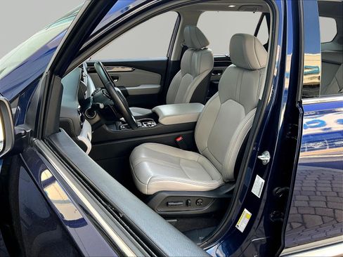 Used 2024 Honda Pilot Touring image 21