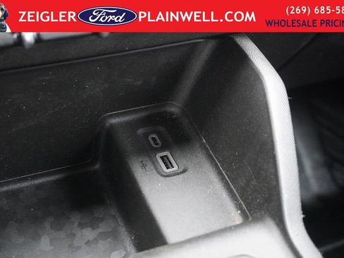 Used 2023 Chevrolet Colorado W/T image 23