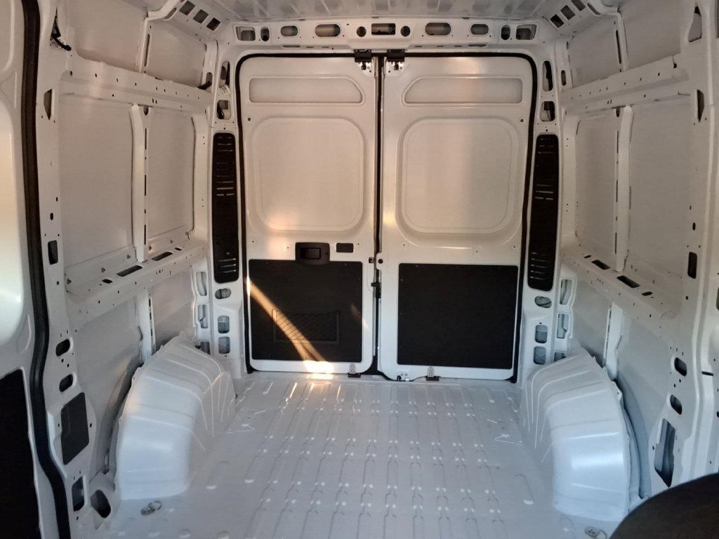 Used 2025 RAM ProMaster 1500 w/ Convenience Group FWD image 18
