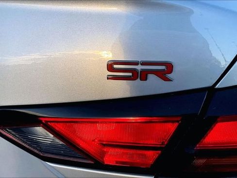 Used 2024 Nissan Altima 2.5 SR image 23