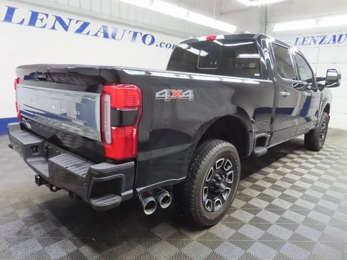 Used 2024 Ford F250 Platinum image 4