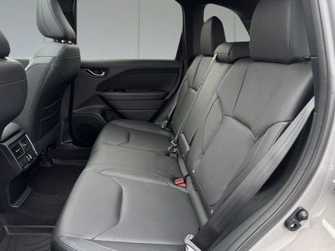 Certified 2025 Subaru Forester Limited AWD/4WD image 10