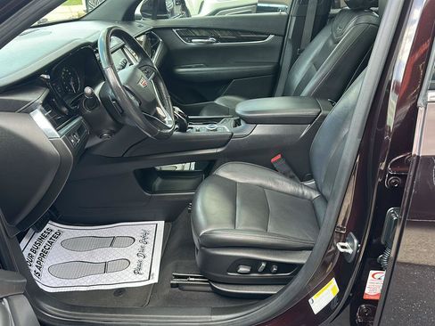 Used 2020 Cadillac XT6 Premium Luxury FWD image 26